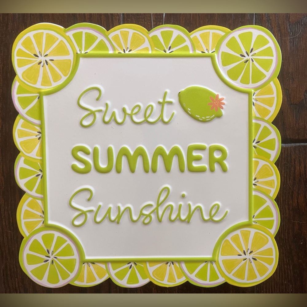 Everyday Living Summer Decor